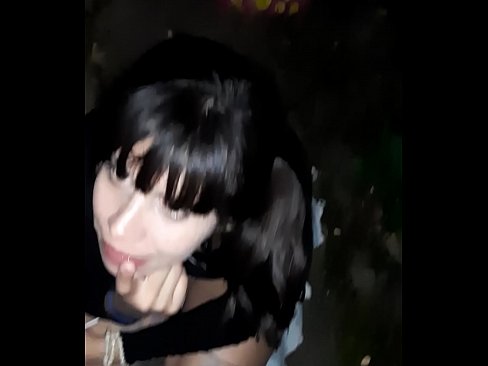 ❤️ På gaten hoven penis i bytte mot godteri ❤️ Kvalitetsporno ved no.xlxxporno.ru ❤