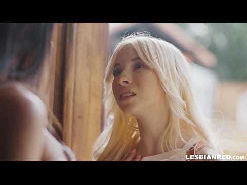 ❤️ Jenta kommer hjem noen måneder senere og ender opp med å spise stemorens fitte ❤️ Kvalitetsporno ved no.xlxxporno.ru ❤